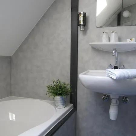 Herberg Hotel Valkenburg Готель *